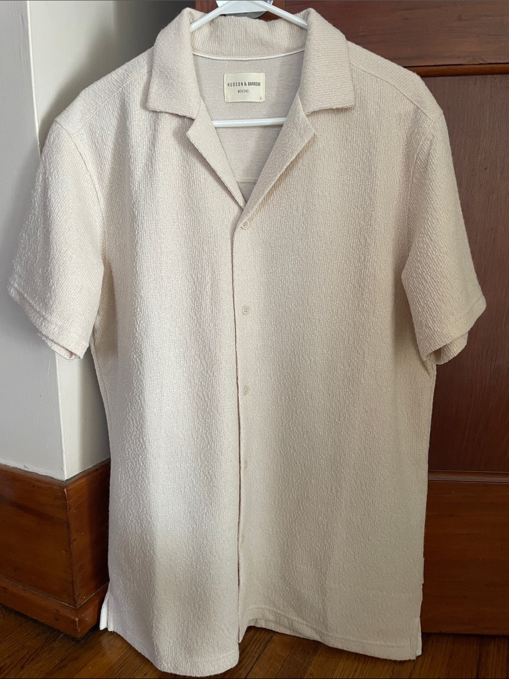 Reiss & Sons Cream Short-Sleeve Button Down Shirt